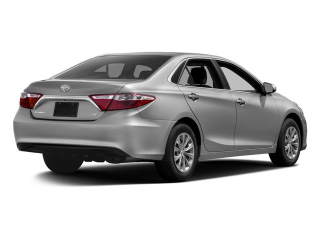 Used 2017 Toyota Camry LE FWD image 2
