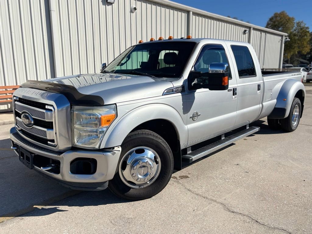 Used 2015 Ford F350 Platinum image 1