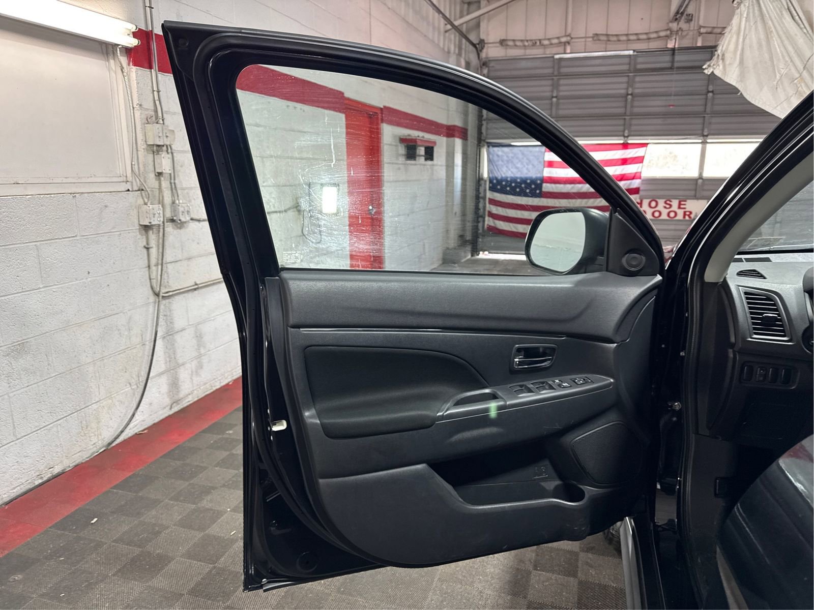 Used 2023 Mitsubishi Outlander Sport ES image 19