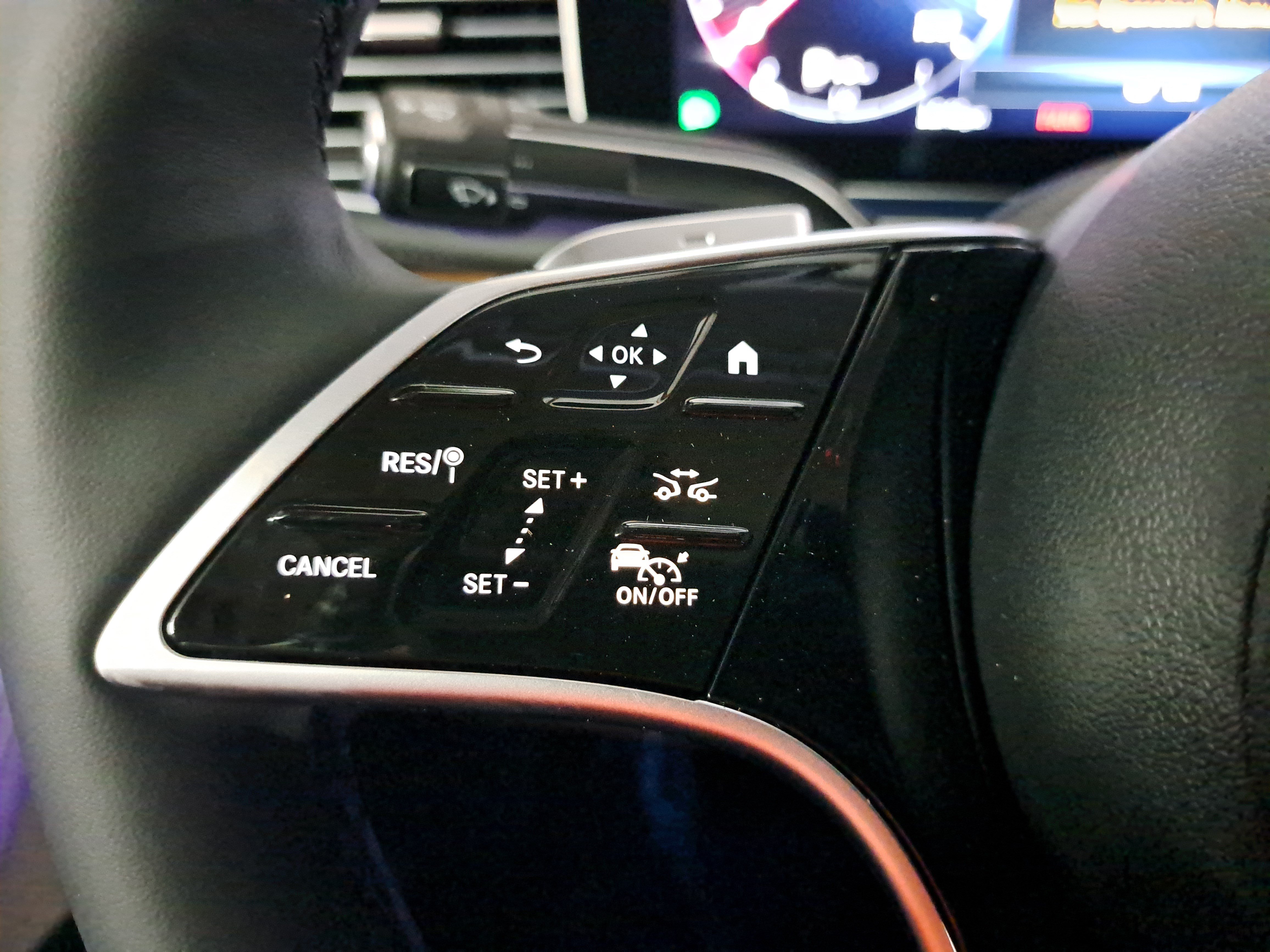 New 2026 Mercedes-Benz GLE 450 4MATIC Coupe image 18