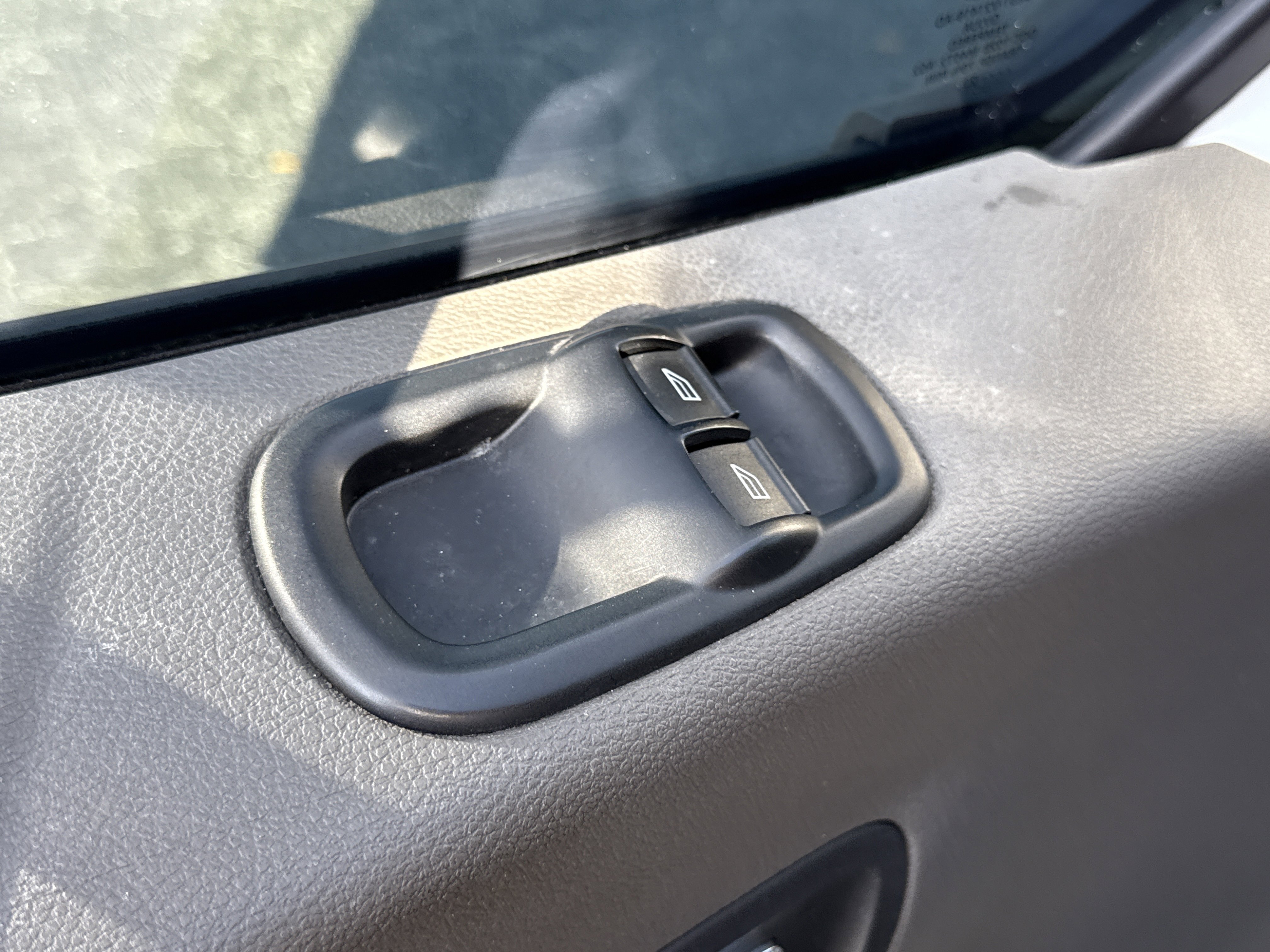 Certified 2022 Ford Transit 250 Medium Roof image 16