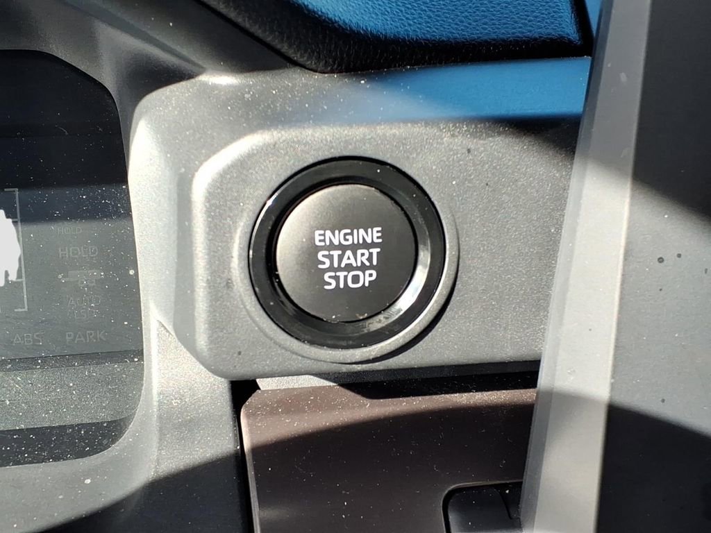 Used 2025 Toyota Tacoma SR5 image 19