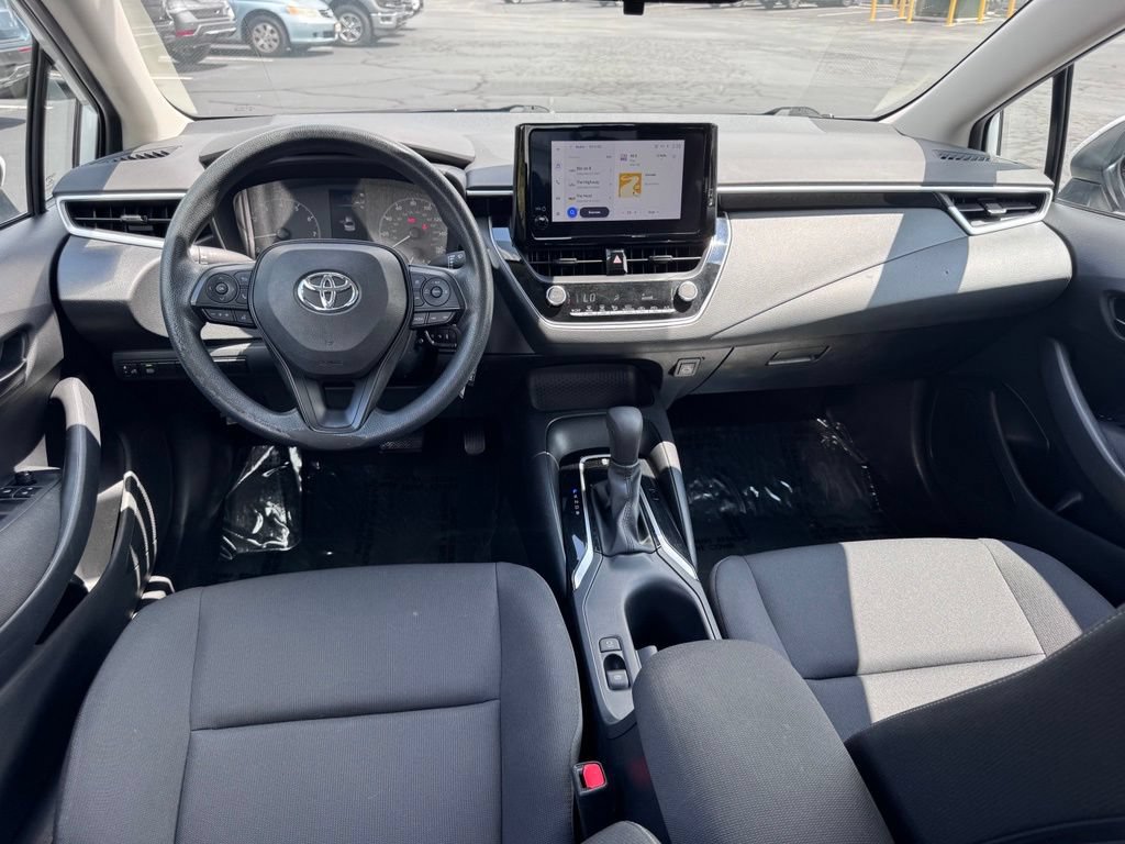 Used 2023 Toyota Corolla LE FWD image 5