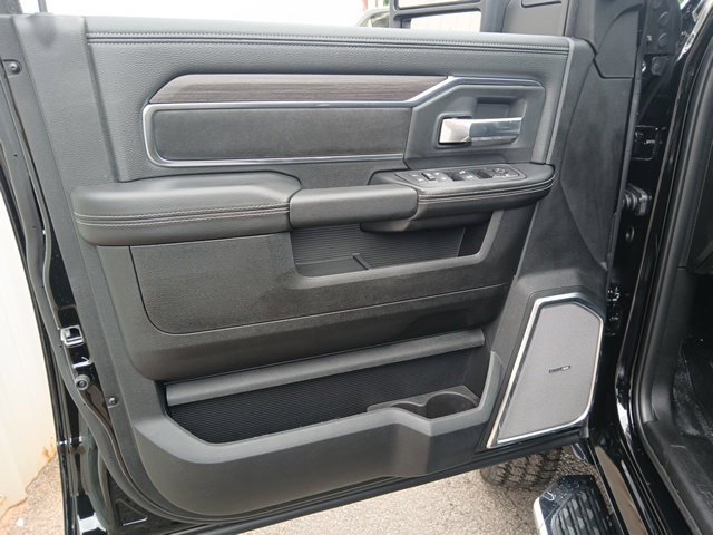 New 2026 RAM 5500 4x4 Crew Cab w/ Laramie Trim Package image 49