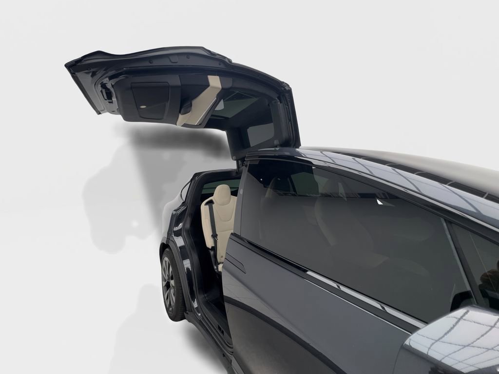 Used 2025 Tesla Model X AWD/4WD image 13