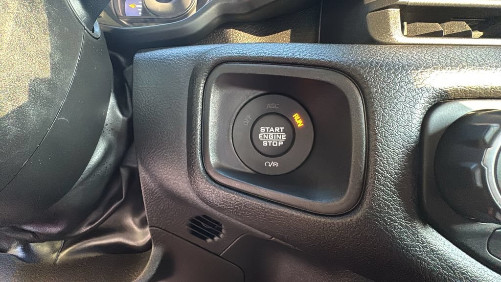 Used 2025 Jeep Wrangler Unlimited Sport S 4xe w/ Convenience Group AWD/4WD image 16