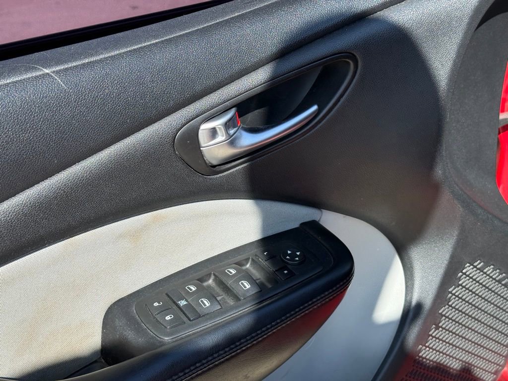 Used 2015 Dodge Dart SXT image 11