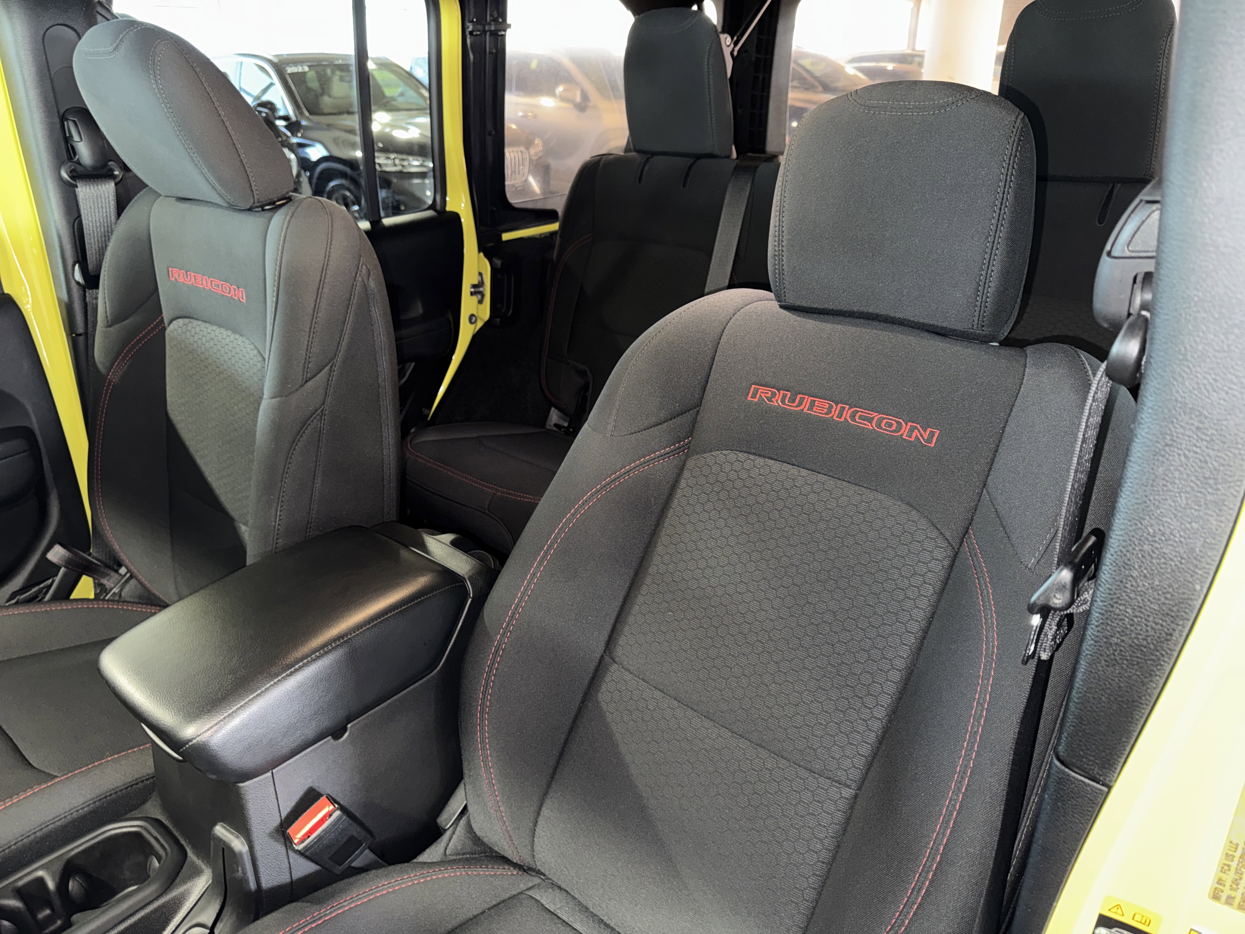 Used 2023 Jeep Wrangler Unlimited Rubicon AWD/4WD image 33