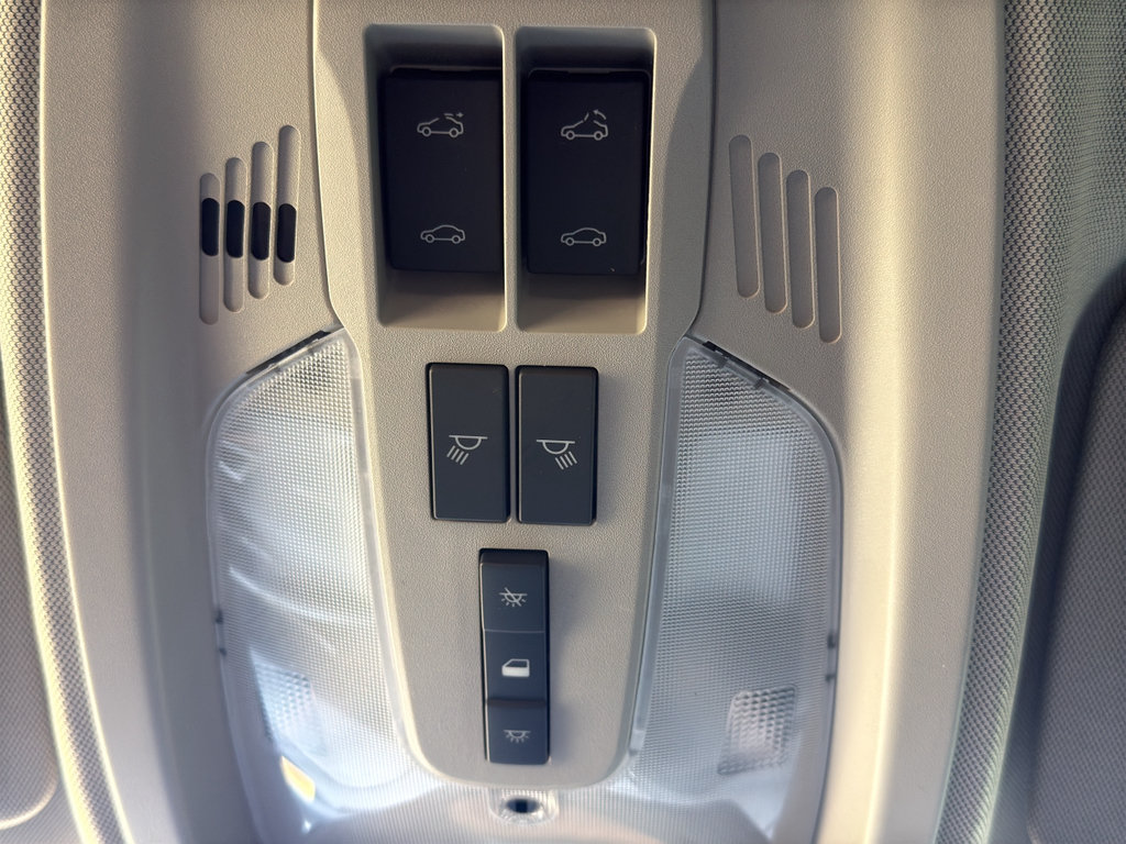Used 2015 Chevrolet Equinox LT w/ LPO, Protection Package FWD image 29