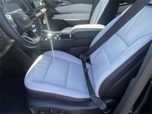 New 2026 Chevrolet Traverse High Country image 7