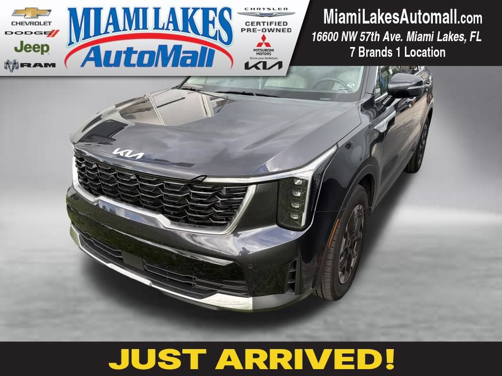 Used 2025 Kia Sorento S w/ Panoramic Sunroof Package