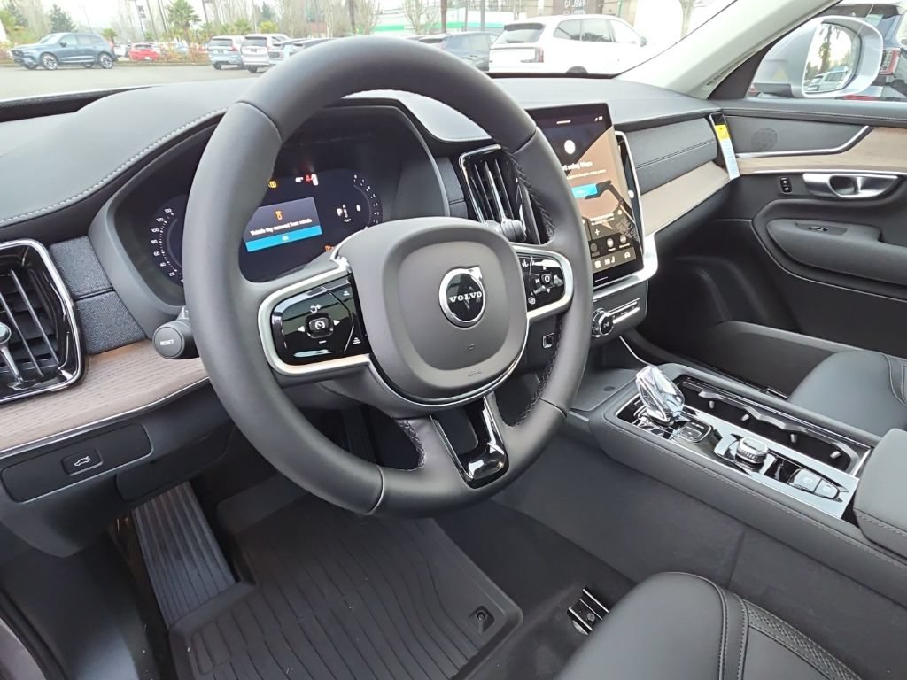 New 2026 Volvo XC90 B5 Core w/ Protection Package Premier AWD/4WD image 7