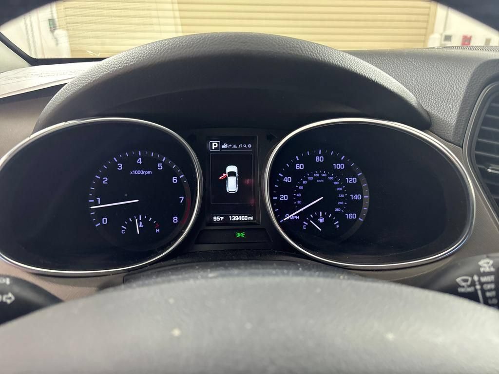 Used 2019 Hyundai Santa Fe XL FWD image 33
