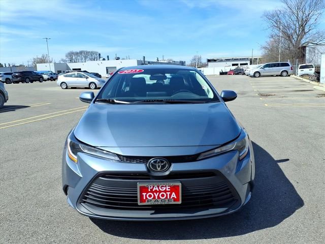 Certified 2023 Toyota Corolla LE image 2