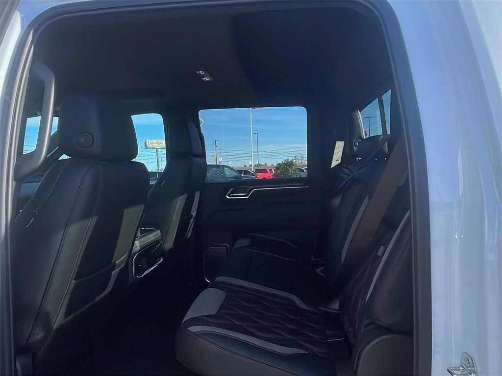New 2026 Chevrolet Silverado 3500 High Country w/ High Country Premium Package AWD/4WD image 12