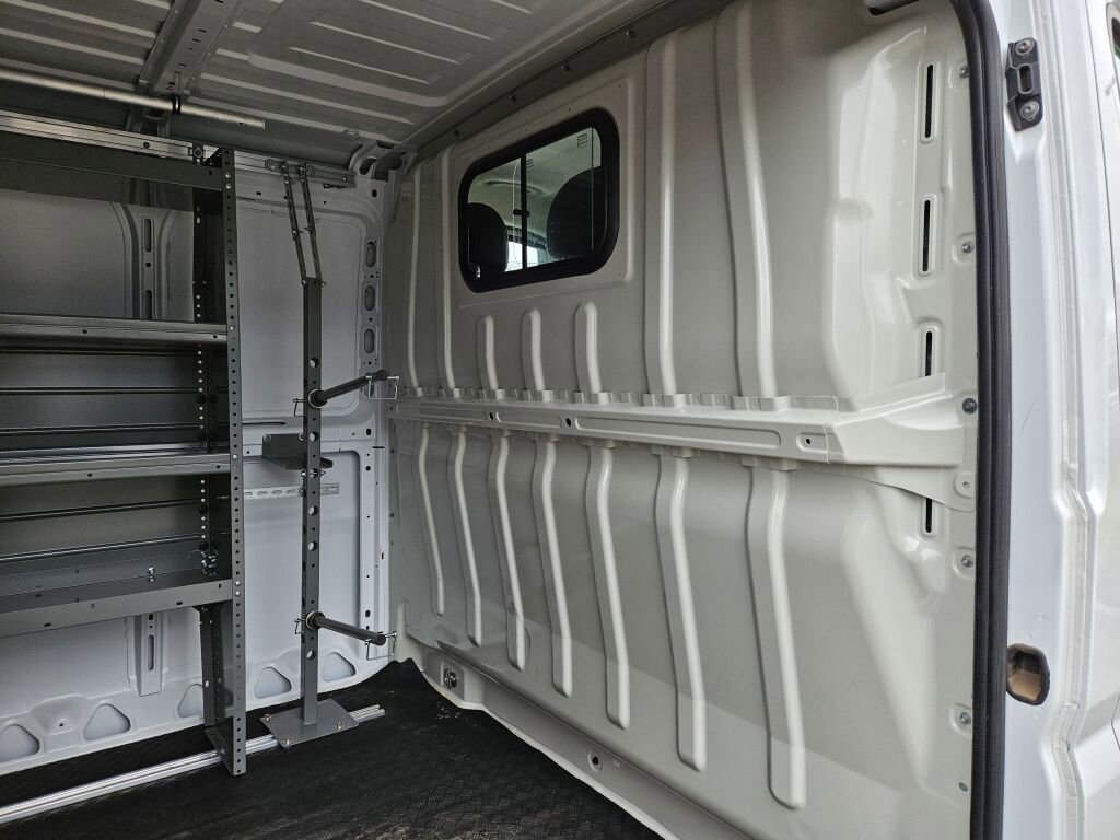 Used 2025 RAM ProMaster 2500 FWD image 15