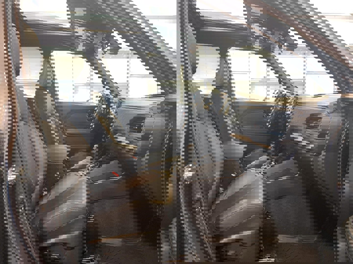 Used 2025 Subaru Forester Limited image 24