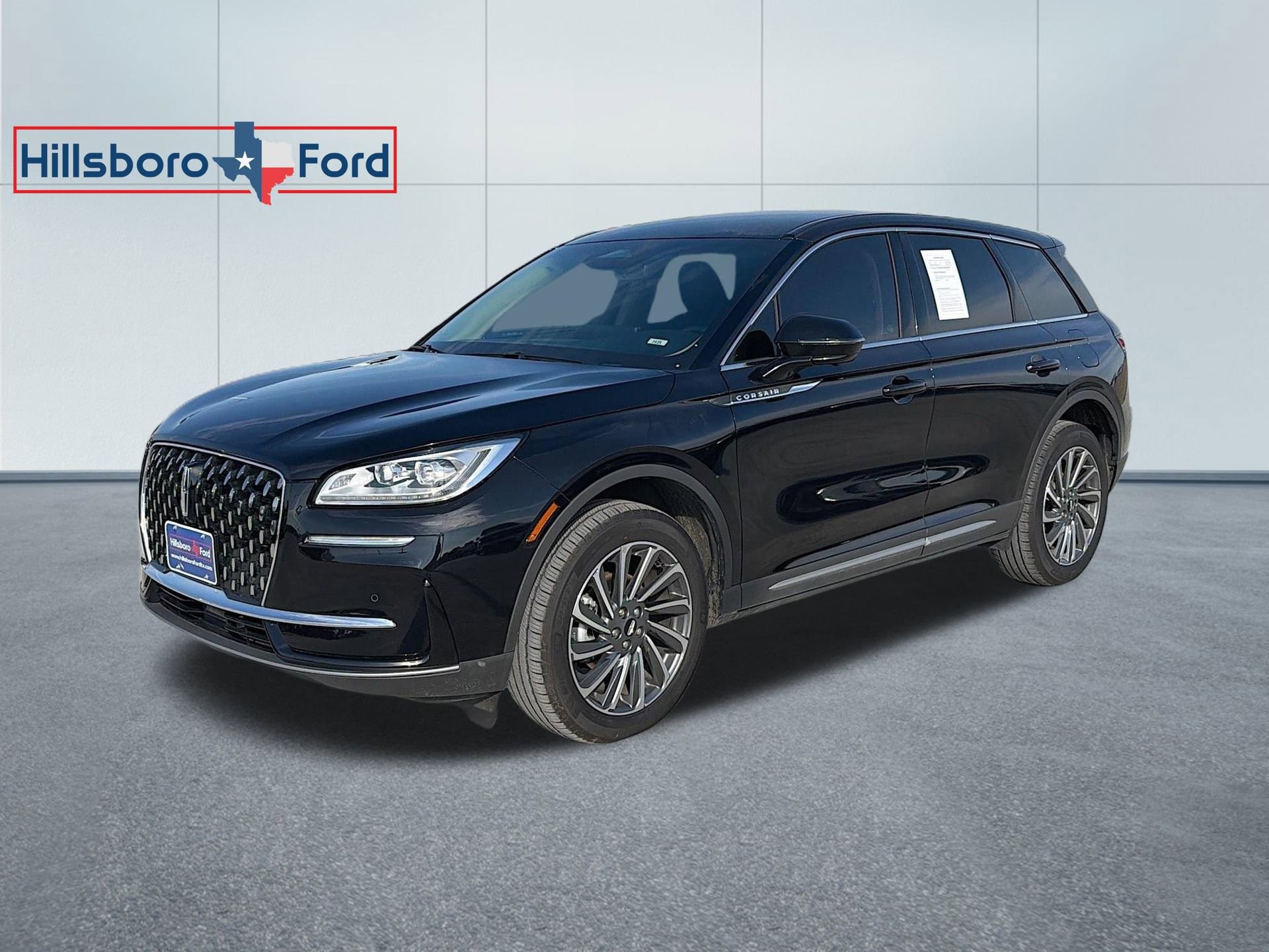 Used 2025 Lincoln Corsair Reserve image 1