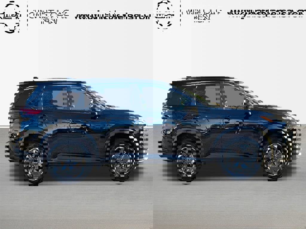 Used 2024 Nissan Rogue SV image 4