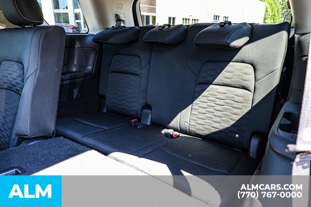 Used 2025 Nissan Pathfinder SV FWD image 21