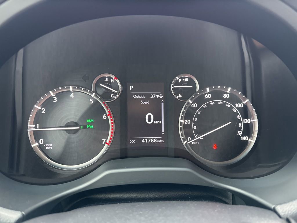 Used 2022 Lexus GX 460 Premium w/ Premium Package image 18