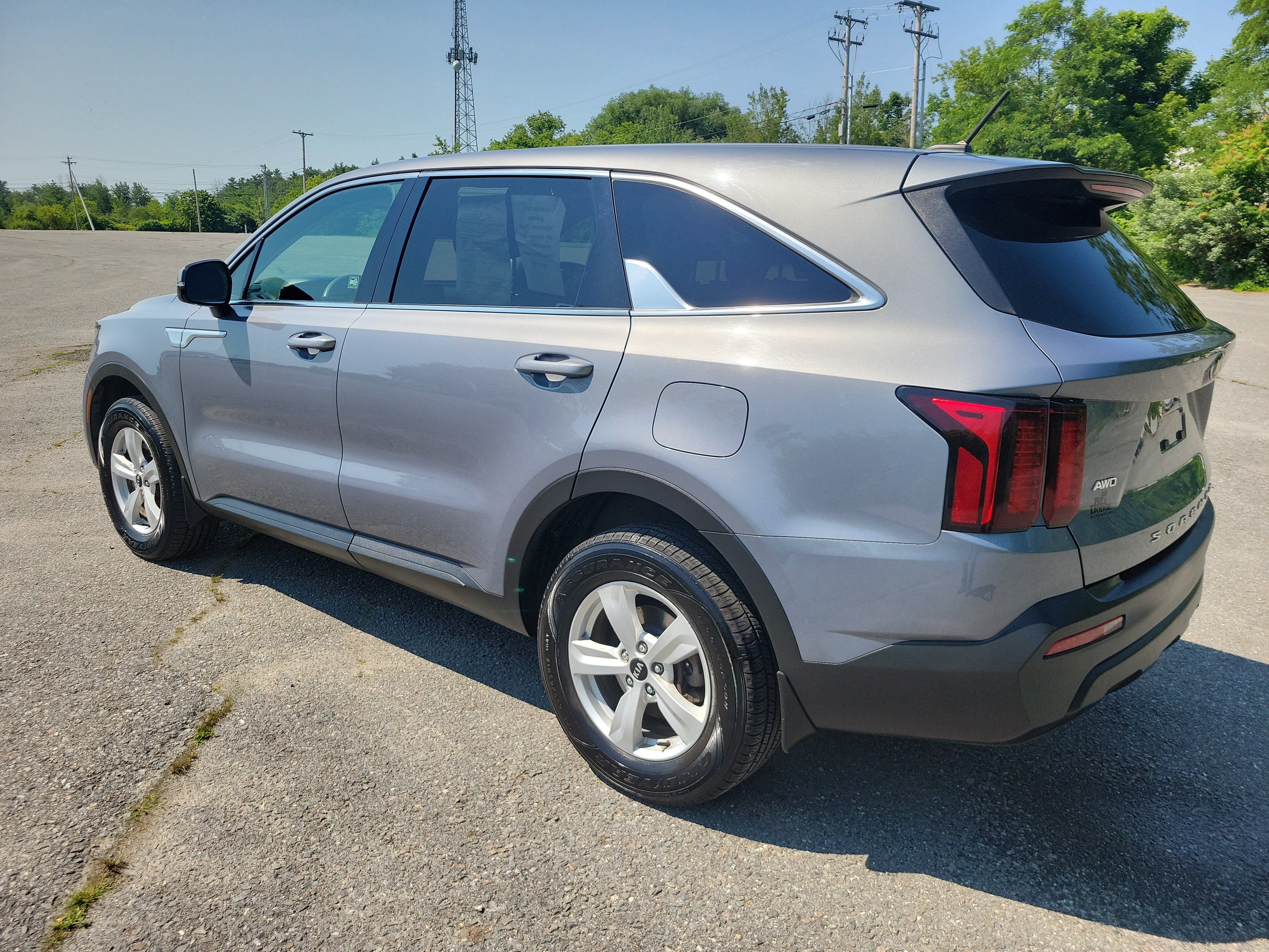 Used 2021 Kia Sorento LX AWD/4WD image 7