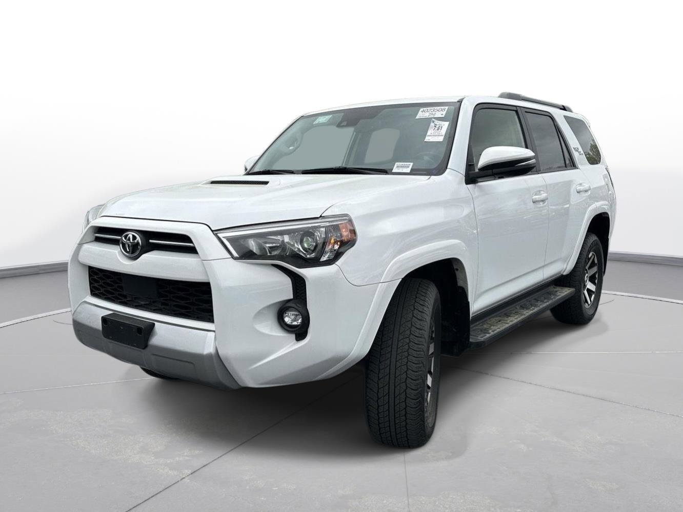 Certified 2024 Toyota 4Runner TRD Off-Road Premium image 2