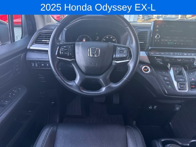 Used 2025 Honda Odyssey EX-L image 13