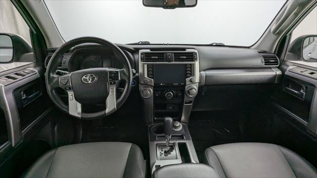Used 2020 Toyota 4Runner SR5 Premium AWD/4WD image 24