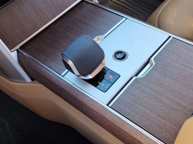 New 2026 Land Rover Range Rover SE image 15