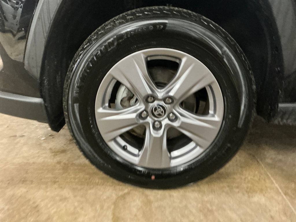 Certified 2025 Toyota RAV4 XLE image 10