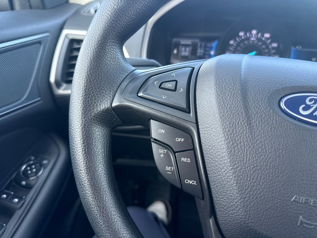 Used 2024 Ford Edge SE image 37