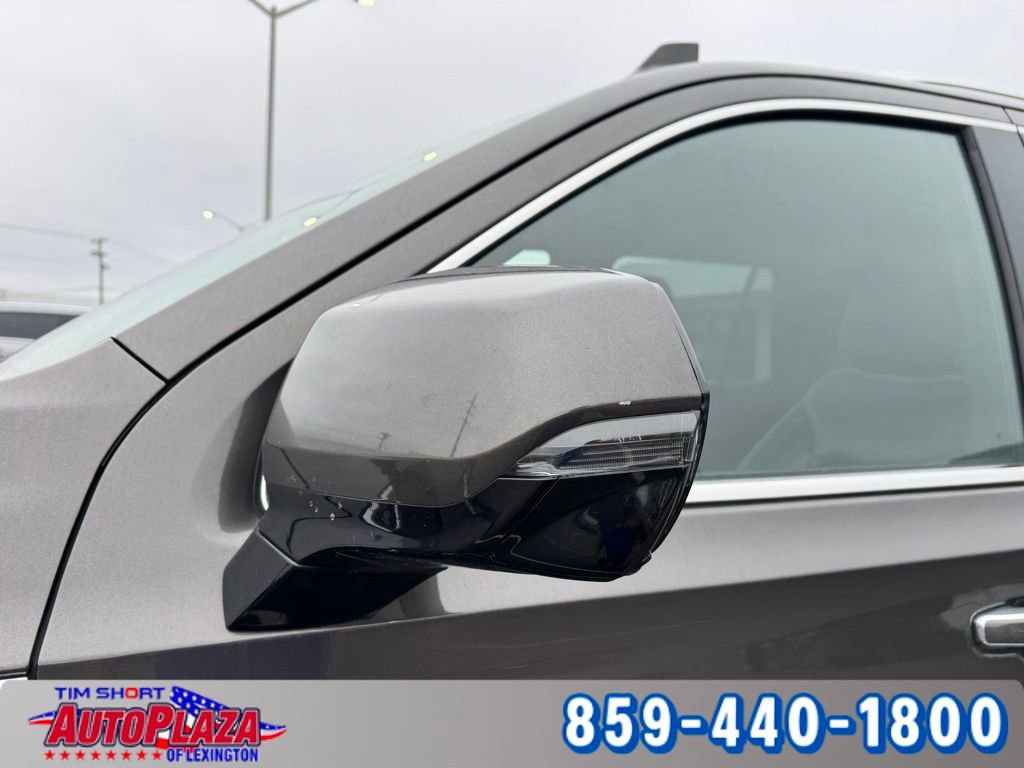 Used 2021 GMC Yukon SLT w/ SLT Luxury Plus Package image 10