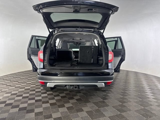 Used 2019 Honda Pilot Touring image 19