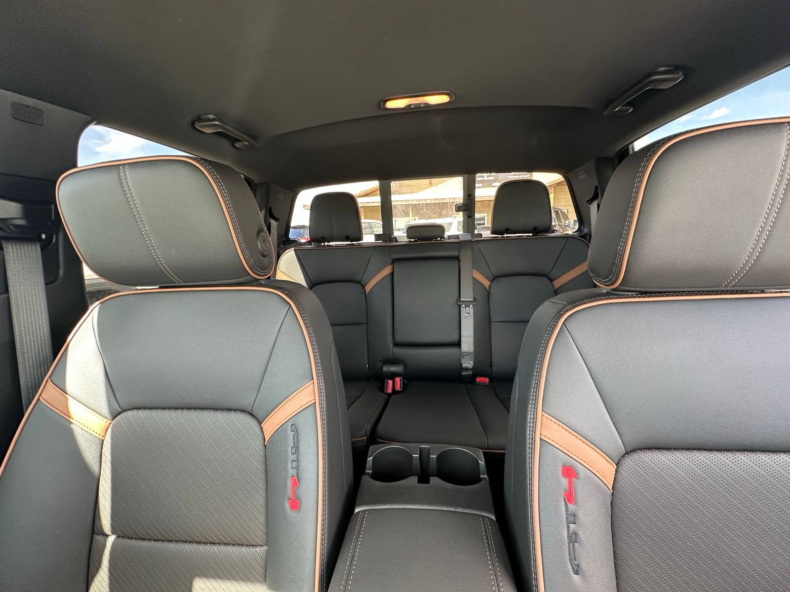 New 2026 GMC Canyon AT4 w/ AT4 Premium Package AWD/4WD image 27