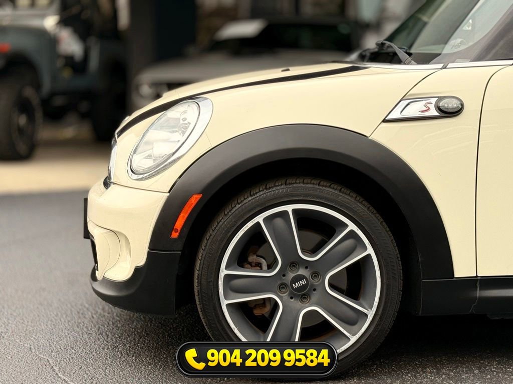 Used 2014 MINI Cooper S FWD image 11