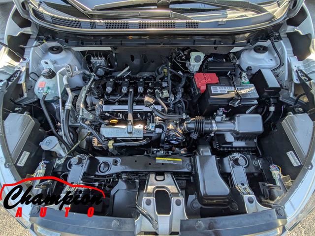Used 2020 Nissan Kicks SR image 16