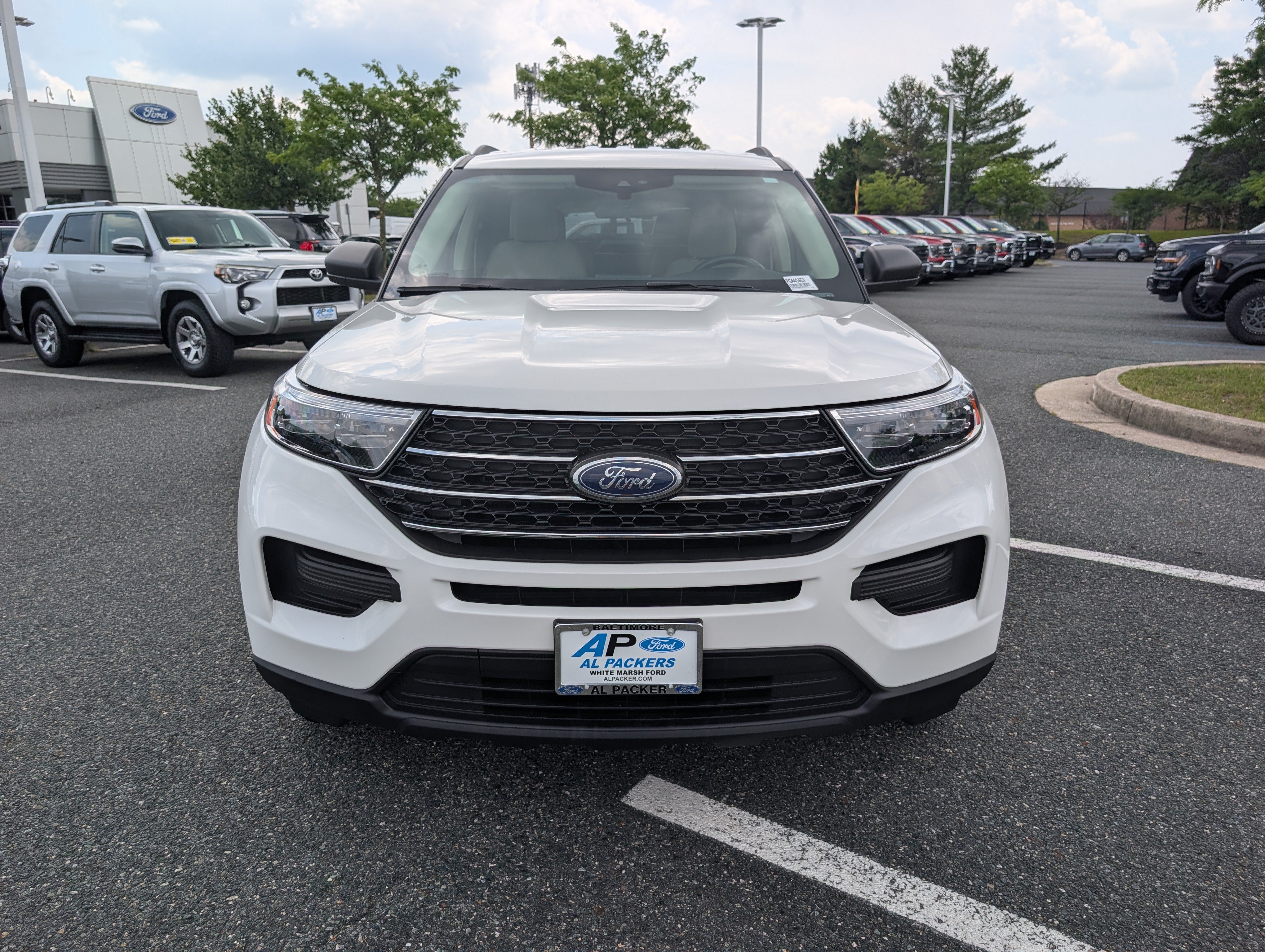 Certified 2023 Ford Explorer XLT AWD/4WD image 8