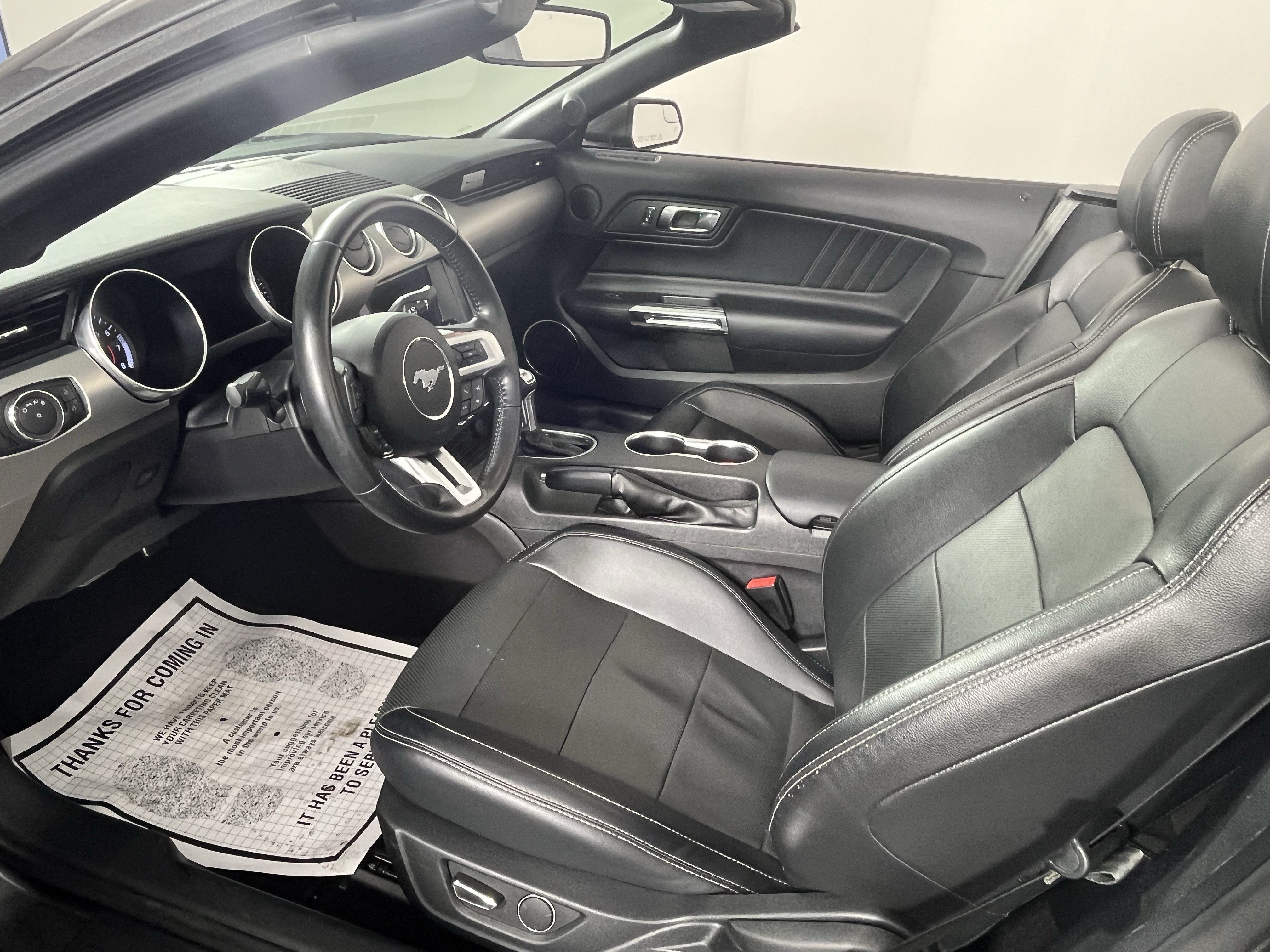 Used 2019 Ford Mustang Premium RWD image 9