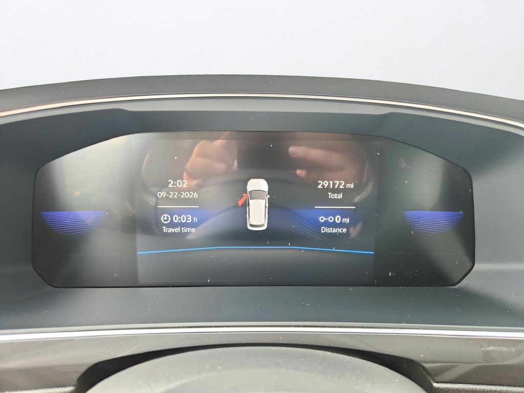 Certified 2023 Volkswagen Tiguan SE FWD image 12