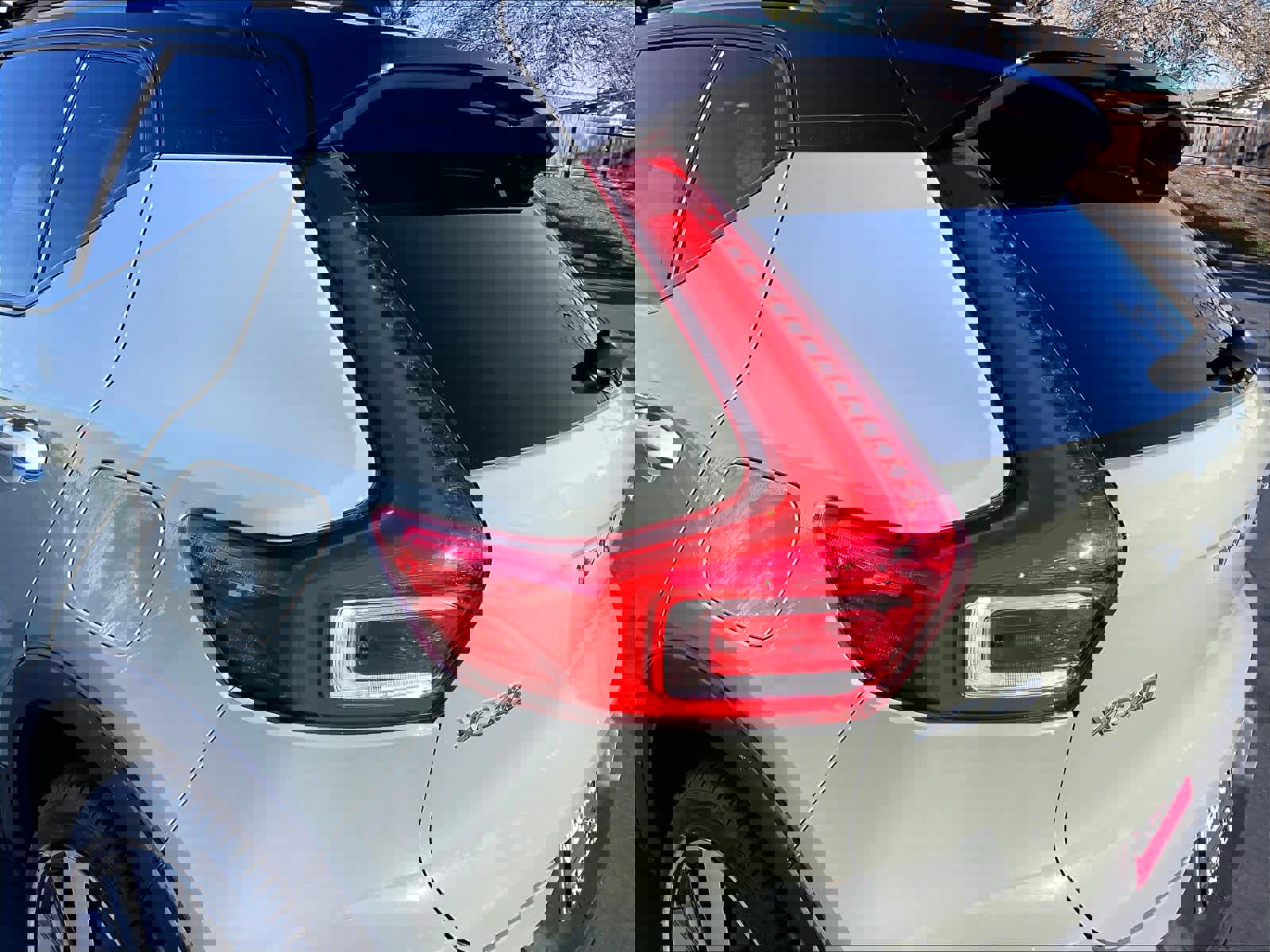 Used 2023 Volvo XC40 Recharge Ultimate image 32