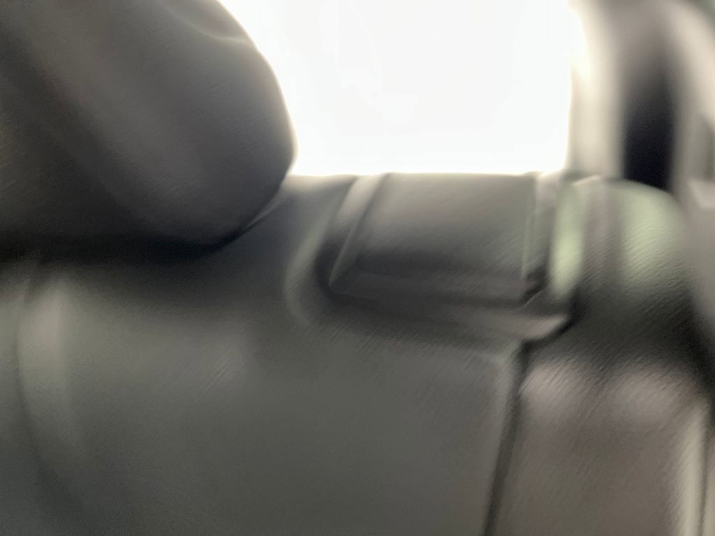 Used 2020 Toyota Highlander XLE image 15