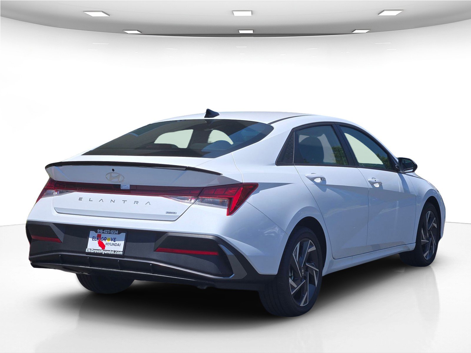 New 2025 Hyundai Elantra SEL image 8