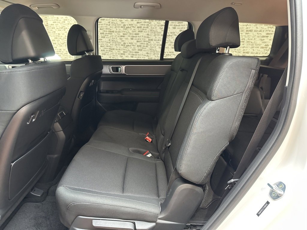 New 2026 Hyundai Santa Fe SE image 14