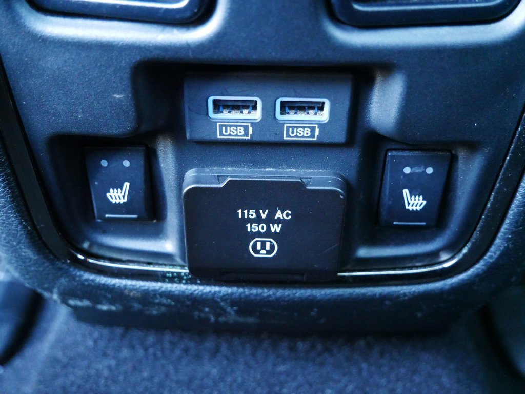 Used 2020 Jeep Grand Cherokee High Altitude AWD/4WD image 13