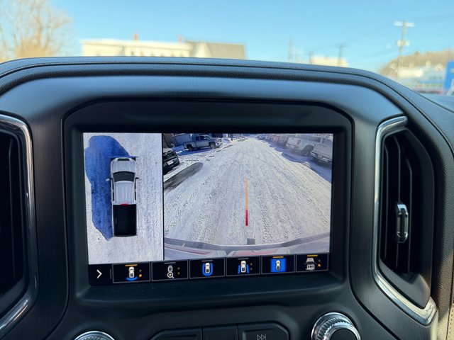 Used 2022 GMC Sierra 3500 AT4 w/ AT4 Premium Plus Package image 21