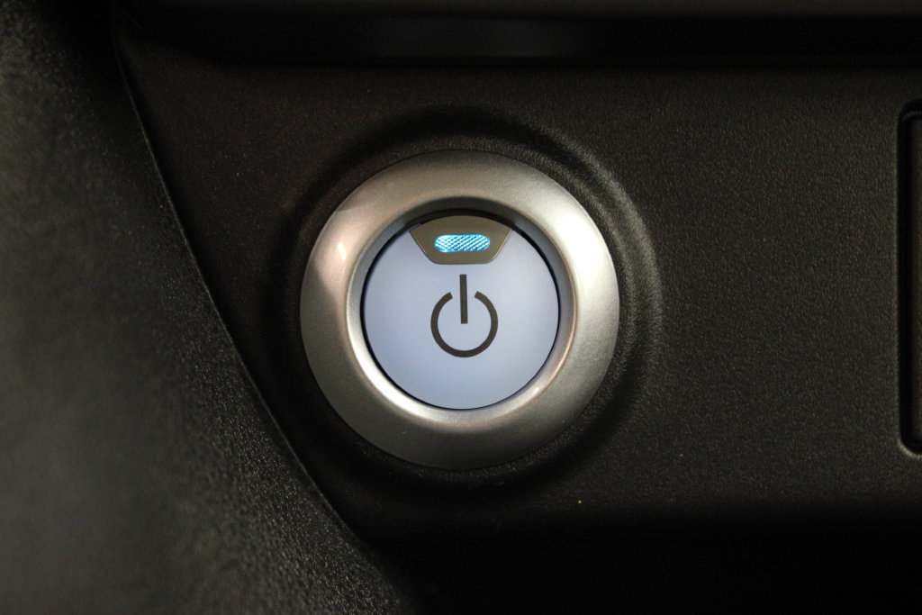 Used 2025 Nissan Leaf S FWD image 12