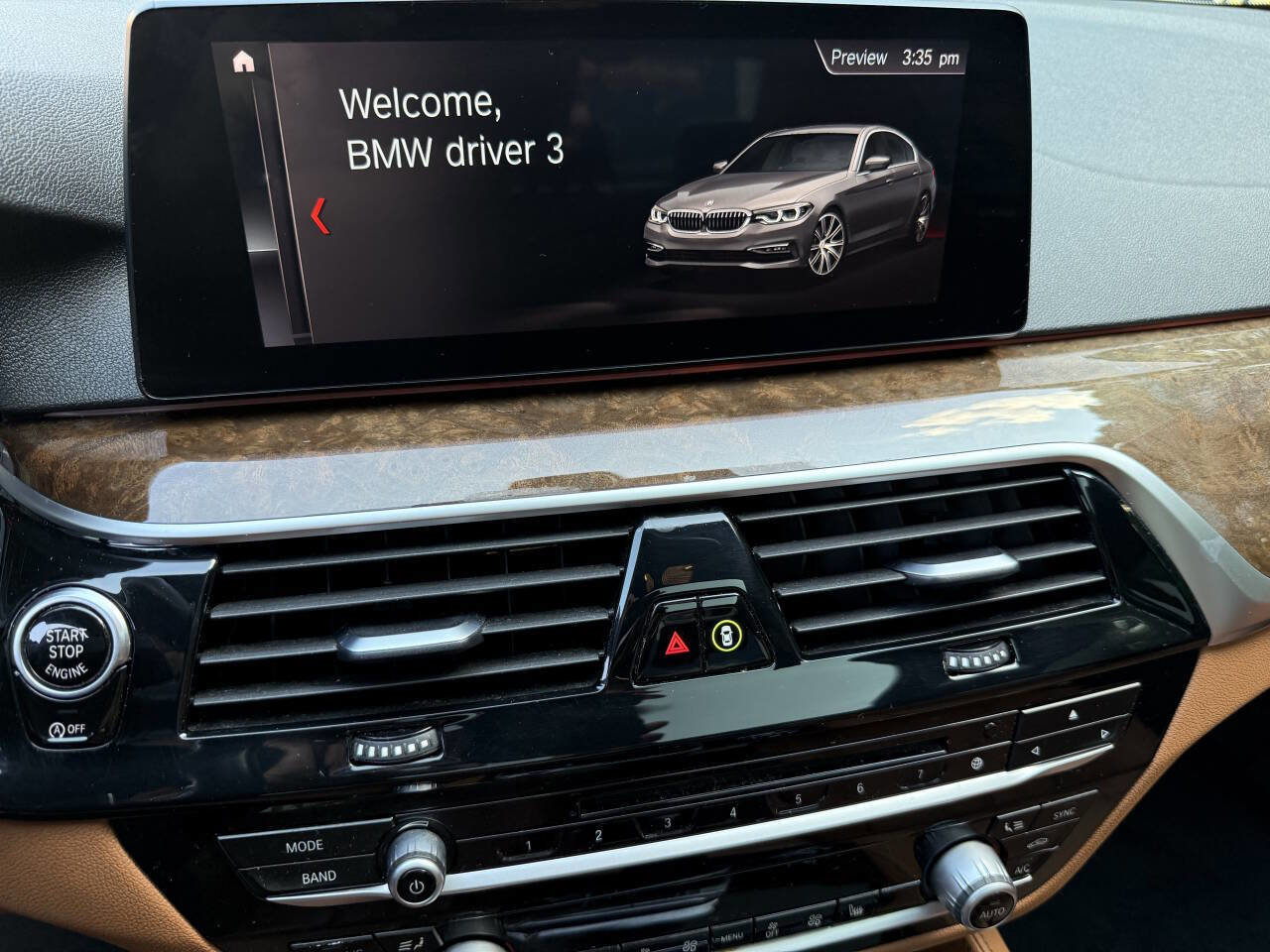 Used 2019 BMW 530i w/ Luxury Package RWD image 35
