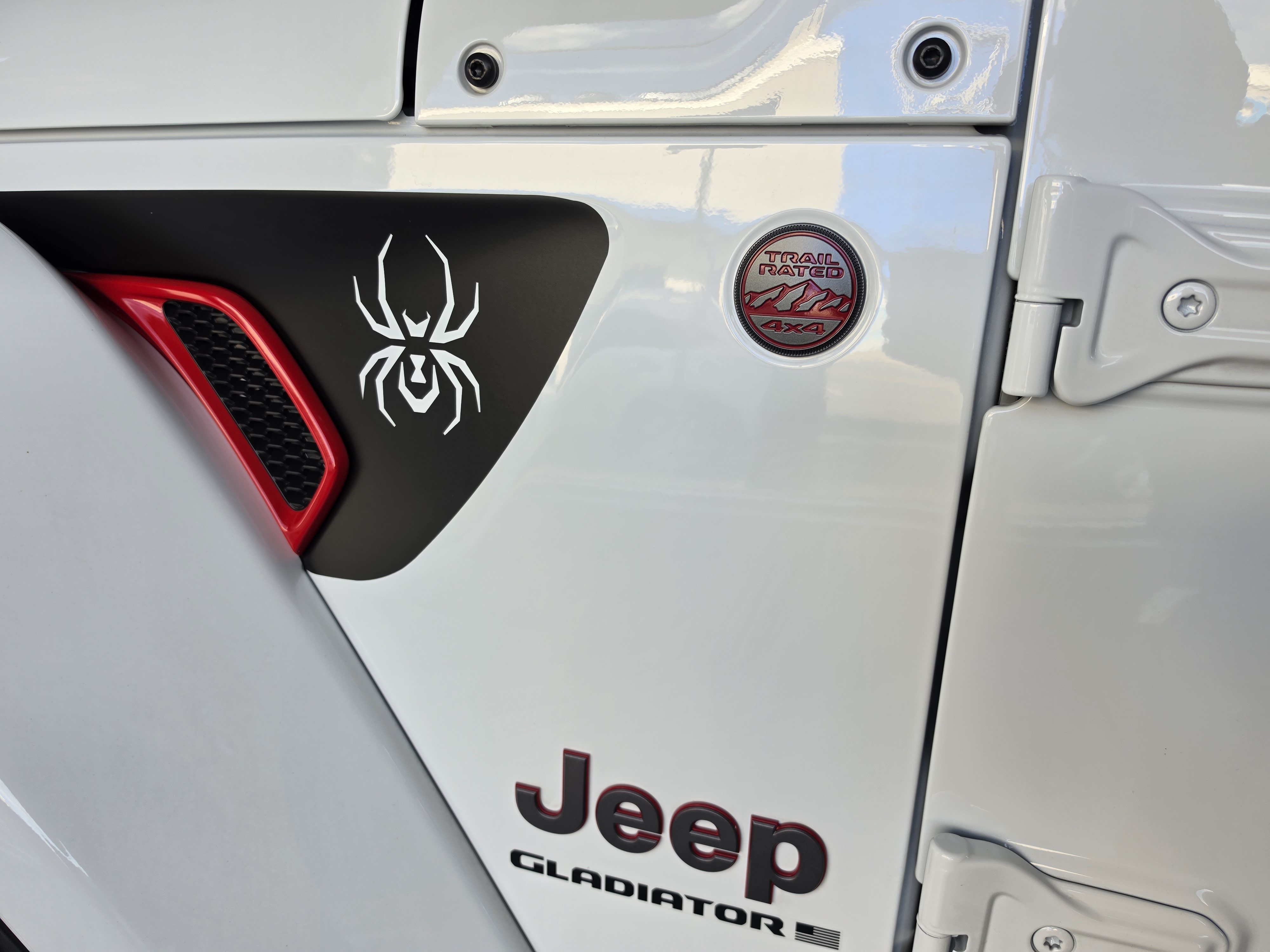 New 2026 Jeep Gladiator Rubicon w/ Technology Group AWD/4WD image 8