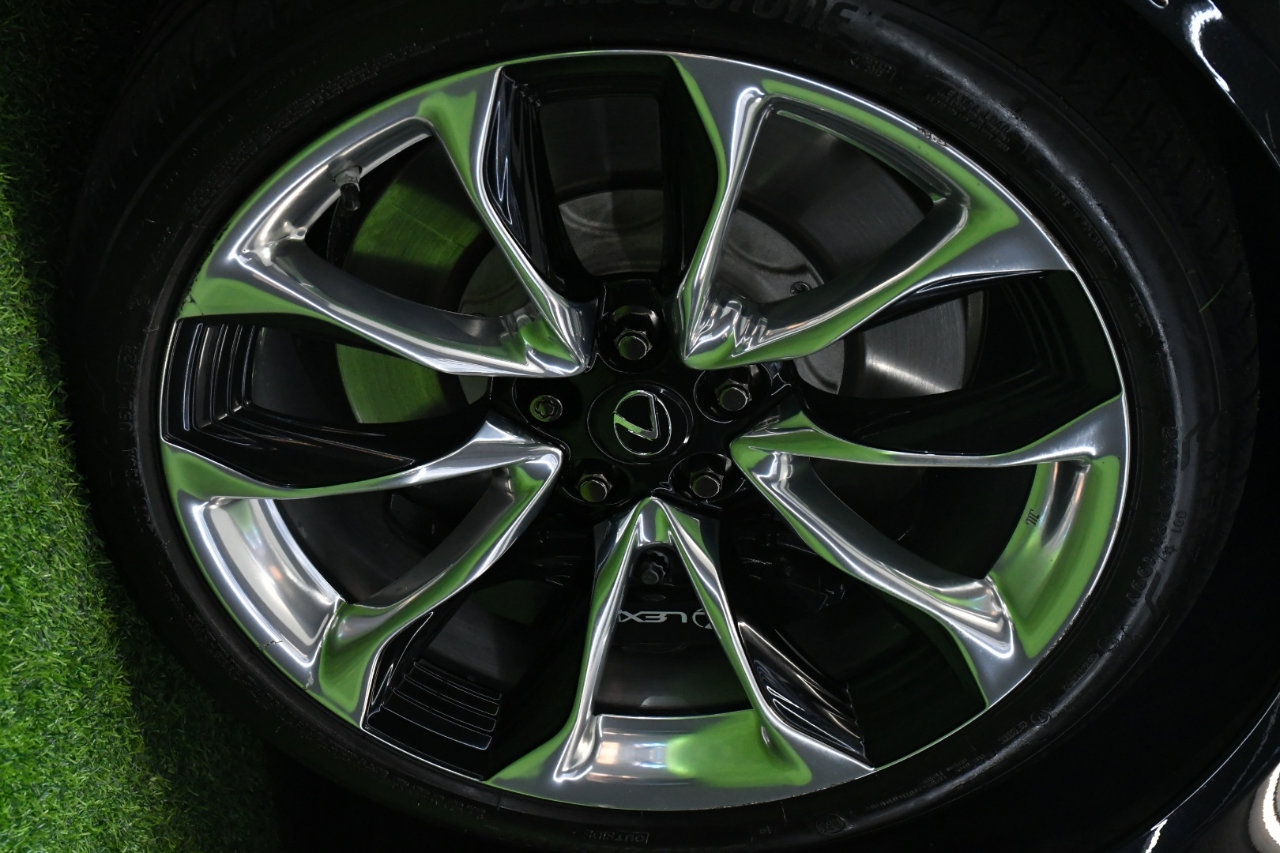 Used 2021 Lexus LC 500 Coupe w/ Sport Package image 9